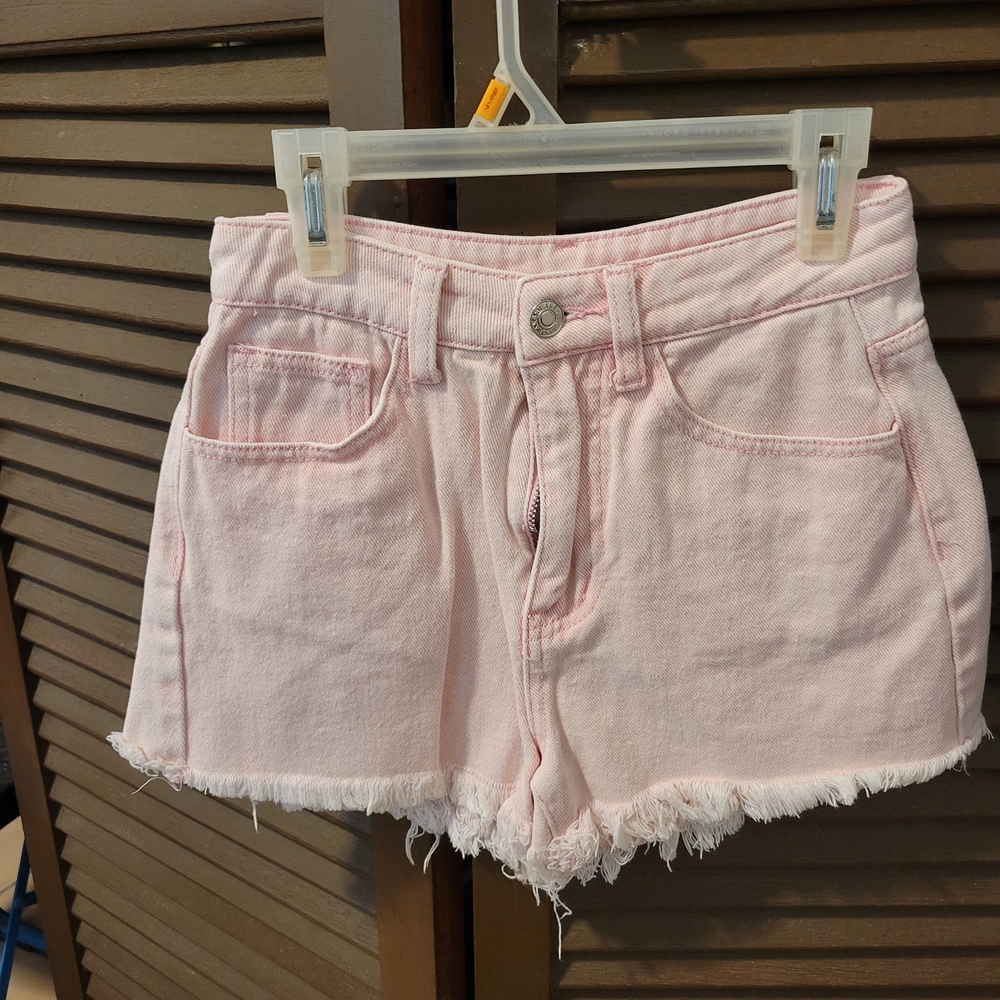 SHEIN Light Pink Frayed Hem Jean Shorts